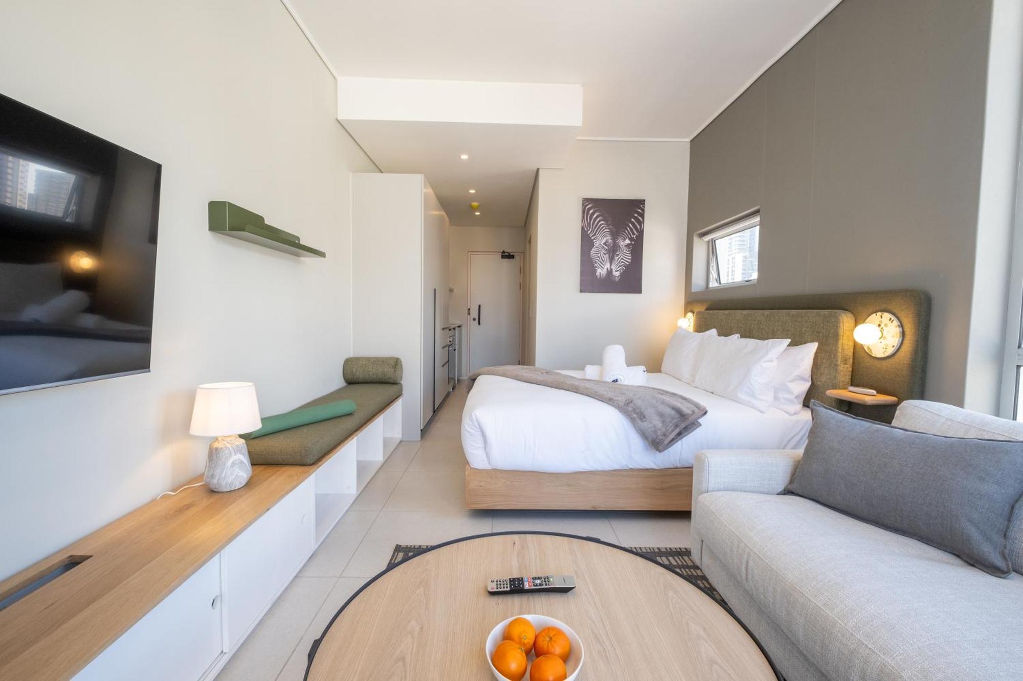 Apartment The Rose 605: Centre With Views *