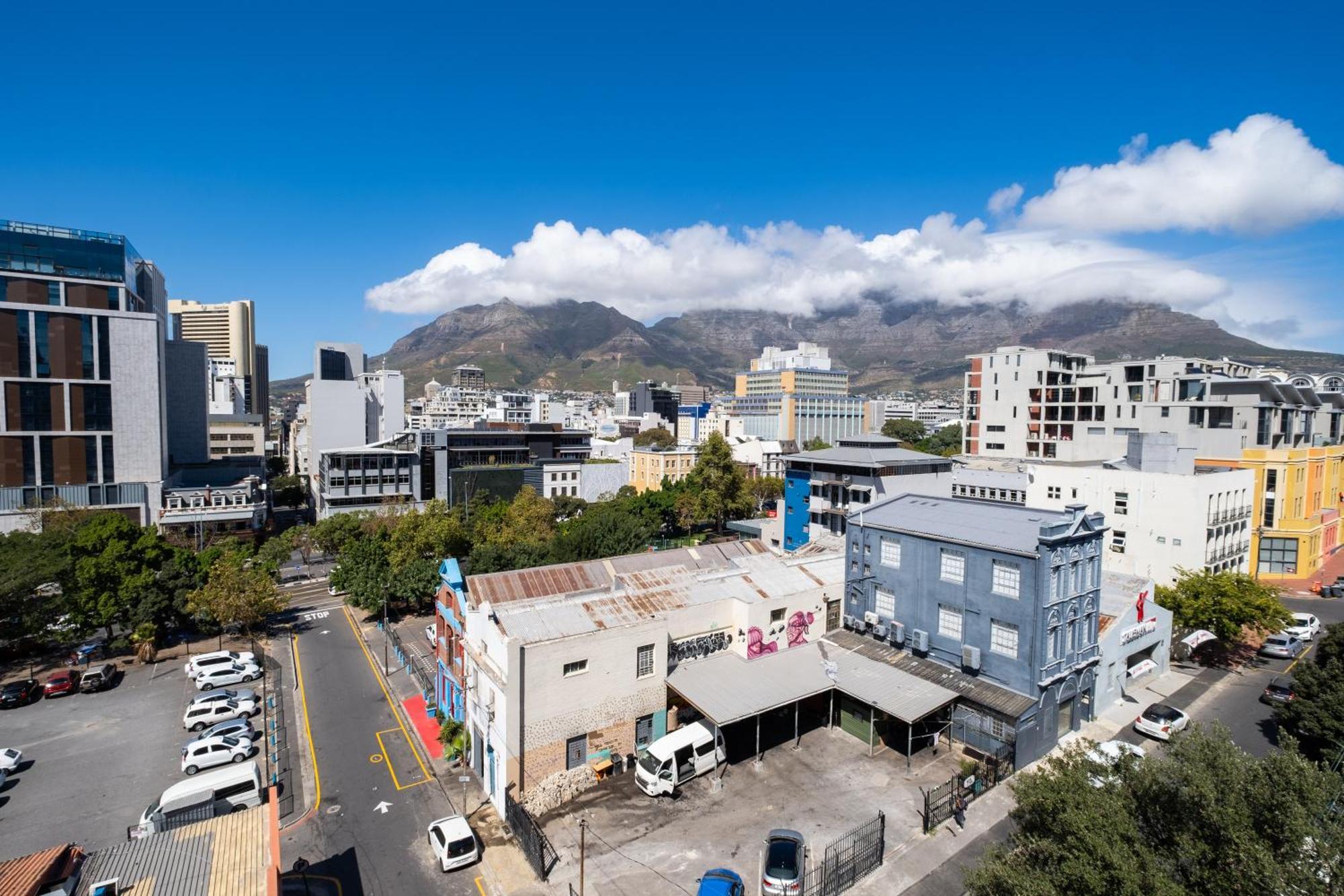 The Rose 605: Centre With Views Apartment *